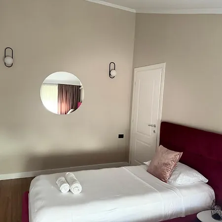 Apartamento Golden Dublex Tirana