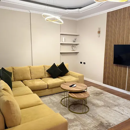 Golden Dublex Apartment Tirana